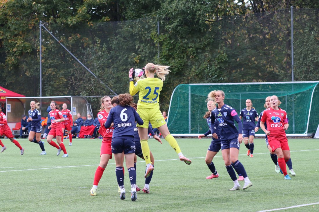 RFE_Kolbotn_241005_Erling_Løkken_Julie_Panengstuen_redder_Sarah_Solveig.jpg